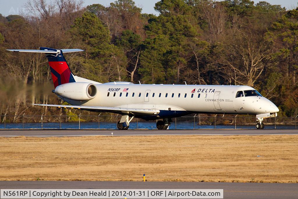 N561RP, 2002 Embraer ERJ-145LR (EMB-145LR) C/N 145447, Delta Connection (Chautauqua Airlines) N561RP (FLT CHQ6118) on takeoff roll on RWY 23 en route to John F Kennedy Int'l (KJFK).