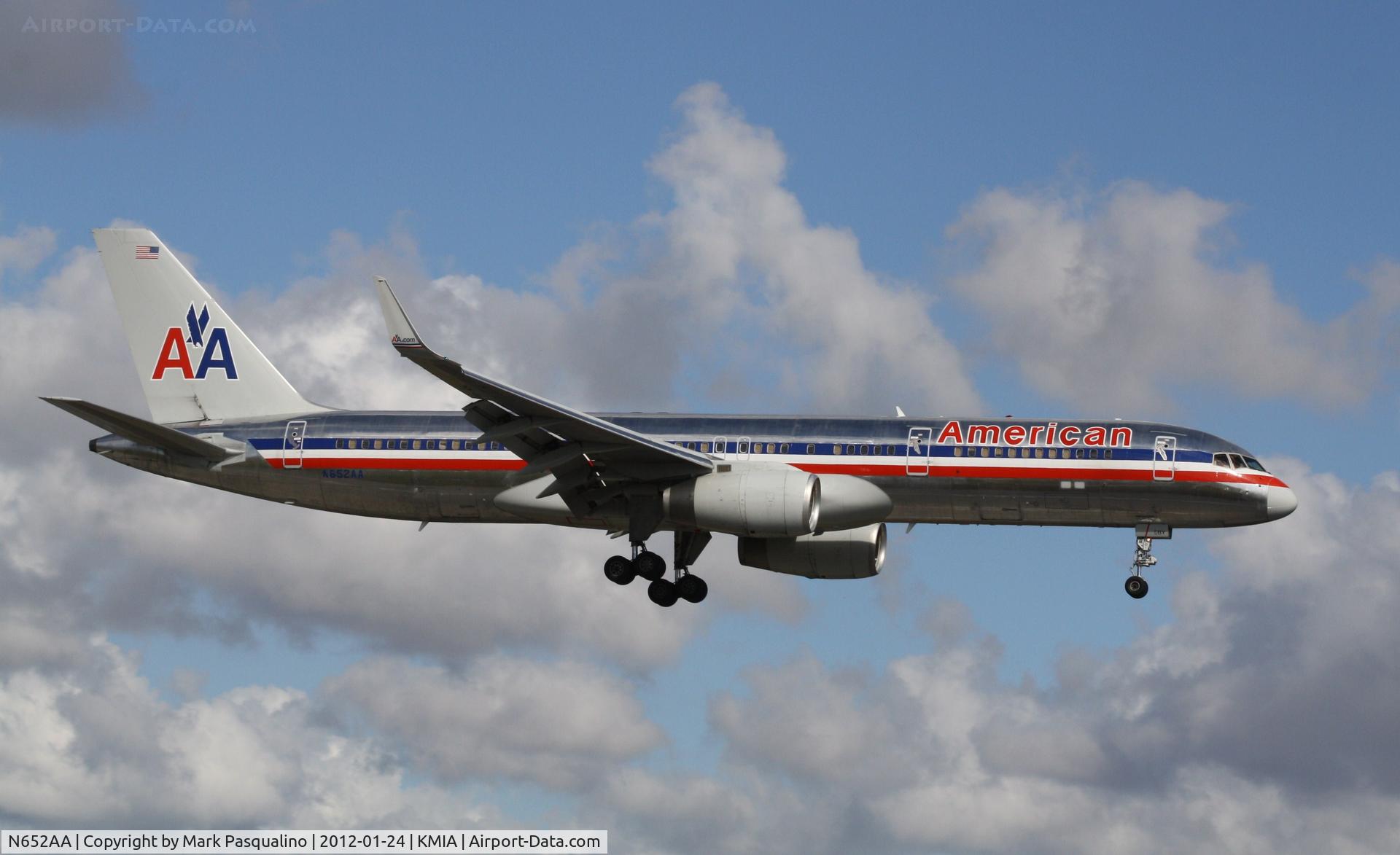 N652AA, 1991 Boeing 757-223 C/N 24610, Boeing 757-200