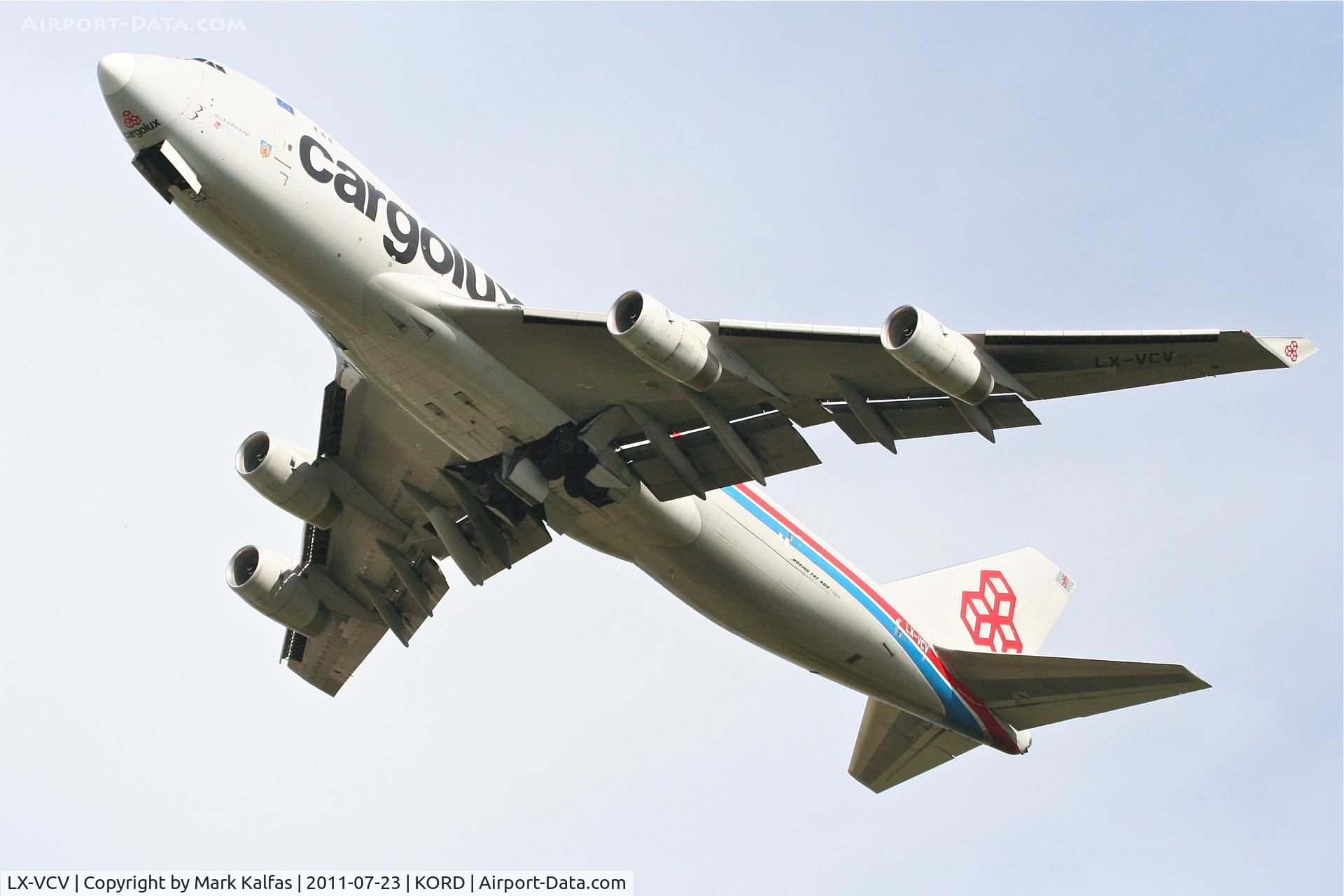 LX-VCV, 2005 Boeing 747-4R7F/SCD C/N 34235, Cargolux Boeing 747-4R7F (SCD), LX-VCV departing RWY 32L KORD.