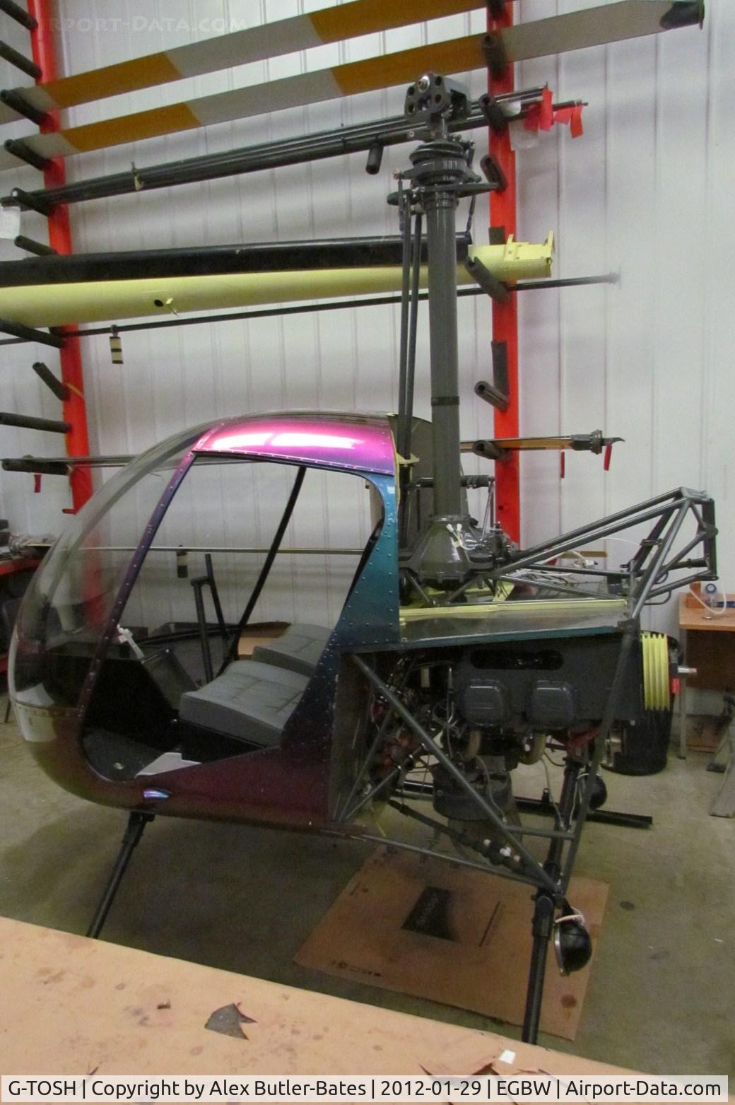 G-TOSH, 1988 Robinson R22 Beta C/N 0933, 