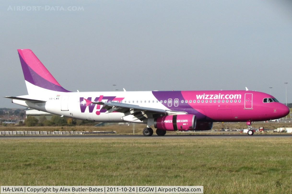 HA-LWA, 2010 Airbus A320-232 C/N 4223, 