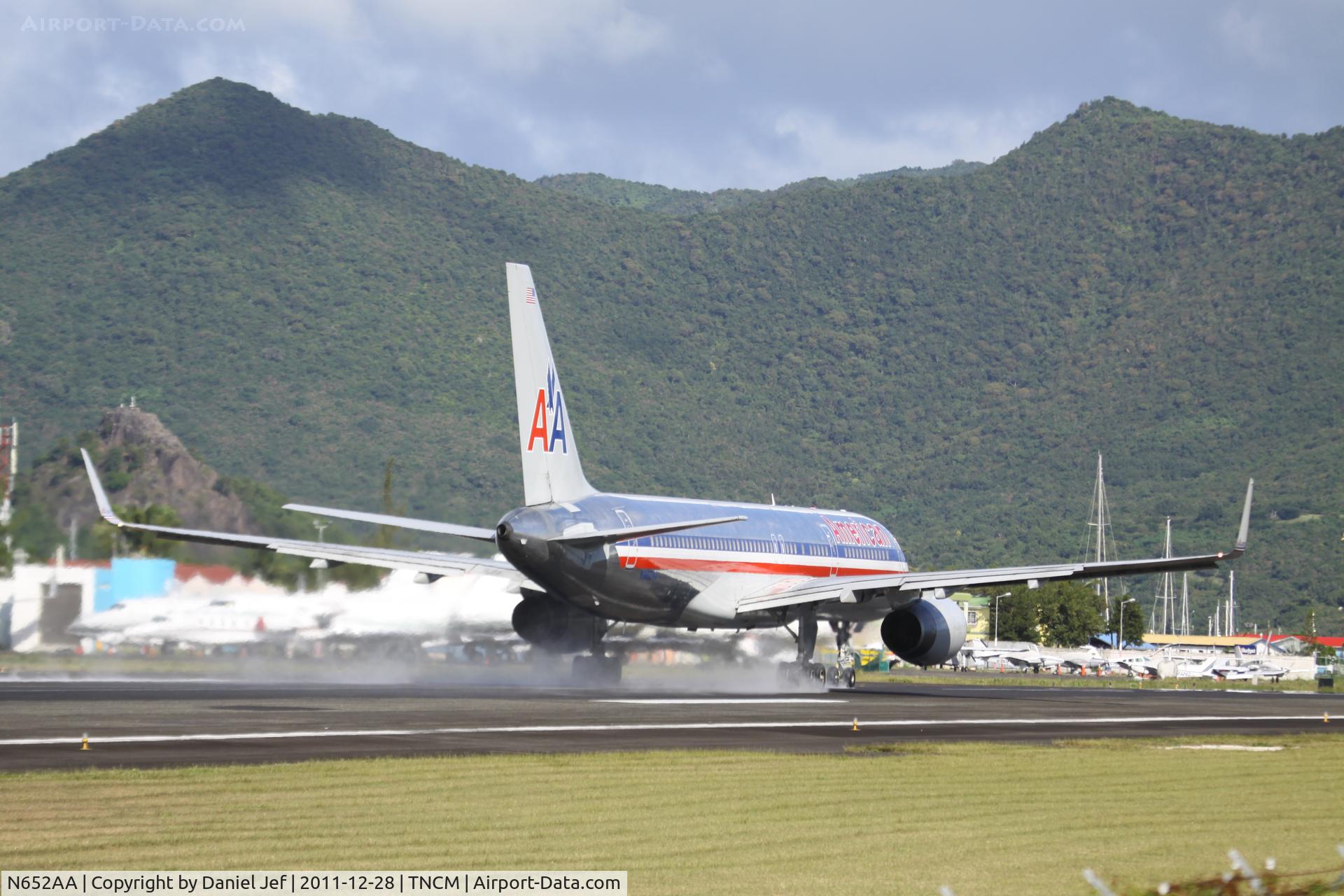 N652AA, 1991 Boeing 757-223 C/N 24610, N652AA