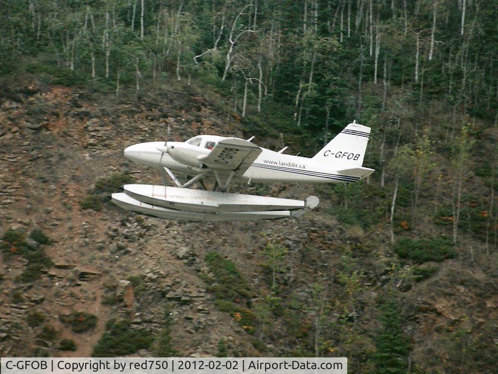 C-GFOB, 1969 Piper PA-23-250 Aztec C/N 27-4000, Photograph by Edwin van Opstal with permission. Scanned from a color print.