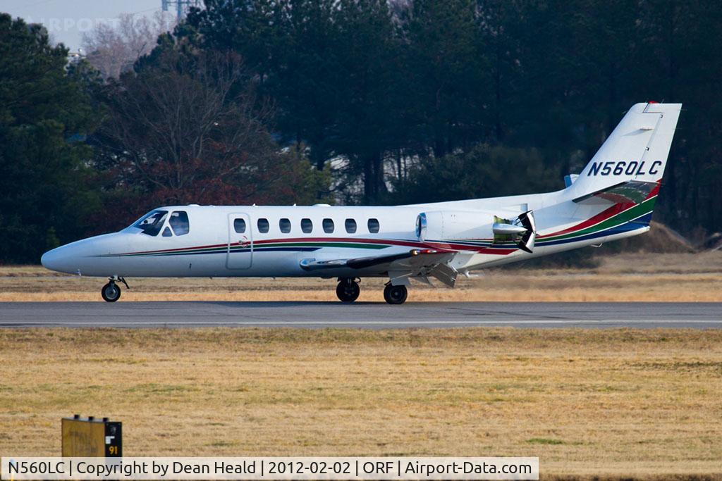 N560LC, 1995 Cessna 560 Citation Ultra C/N 560-0296, Landmark Media Enterprises LLC 1995 Cessna 560 Citation V N560LC rolling out on RWY 5 after arrival from Addison Airport (KADS) - Dallas, TX.
