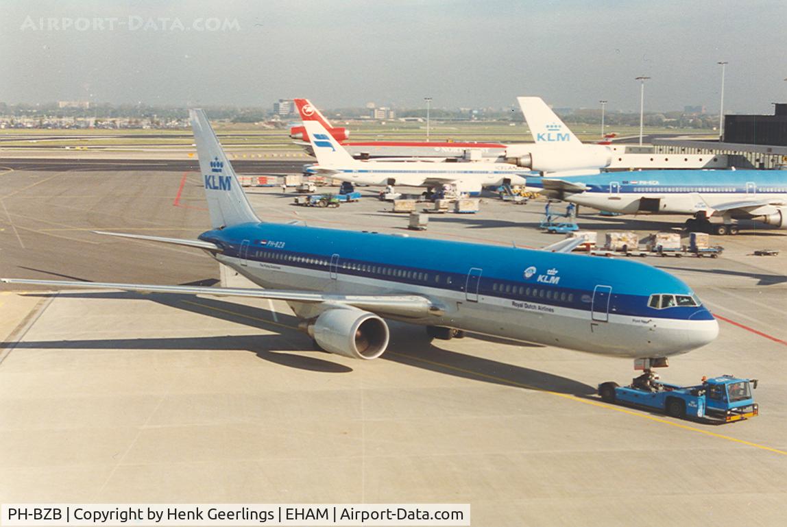 PH-BZB, 1995 Boeing 767-306/ER C/N 27958, KLM