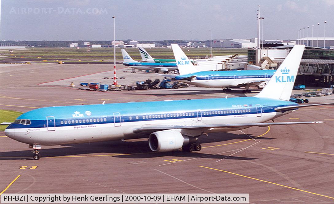 PH-BZI, 1997 Boeing 767-306 C/N 27612, KLM , old colour scheme