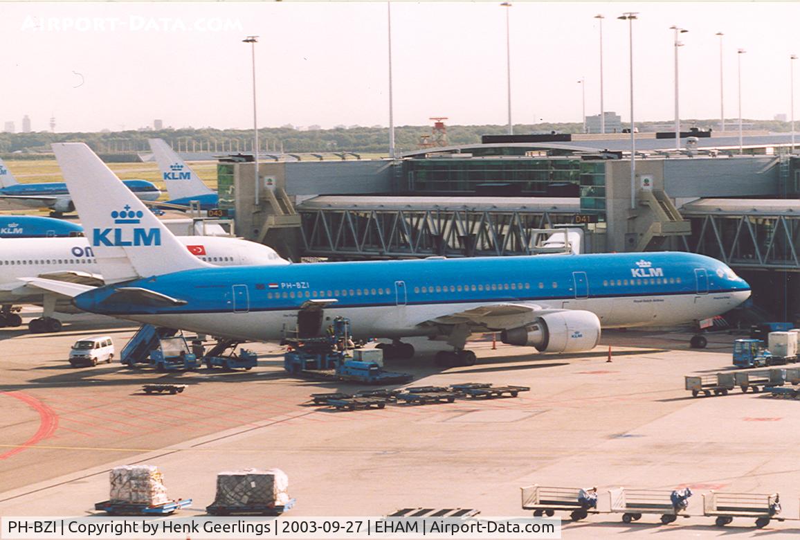 PH-BZI, 1997 Boeing 767-306 C/N 27612, KLM , new colour scheme