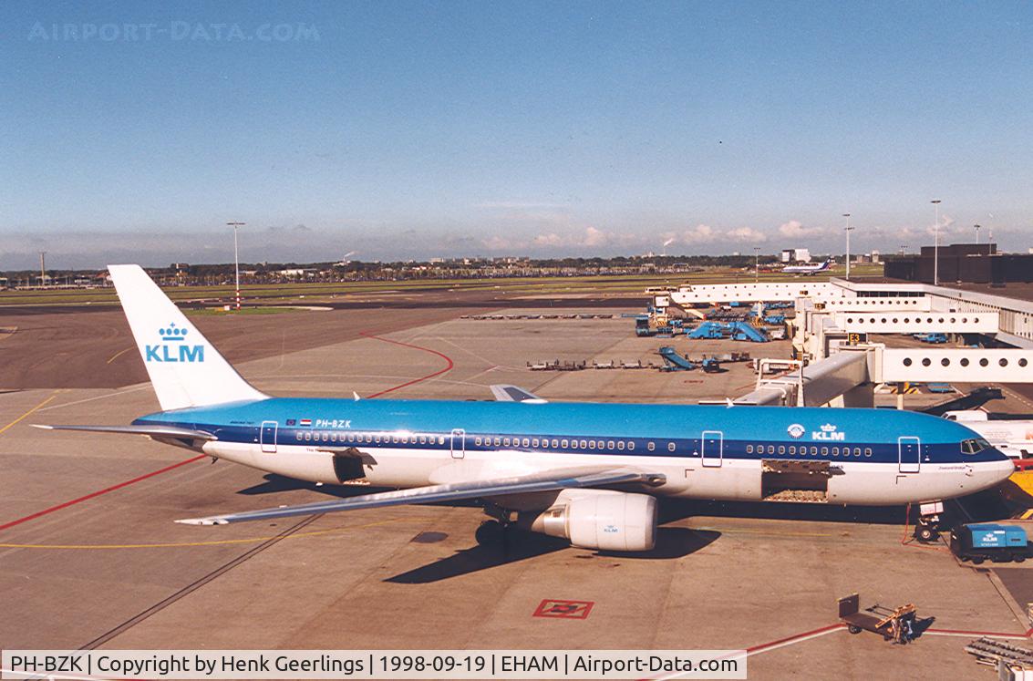 PH-BZK, 1997 Boeing 767-306 C/N 27614, KLM