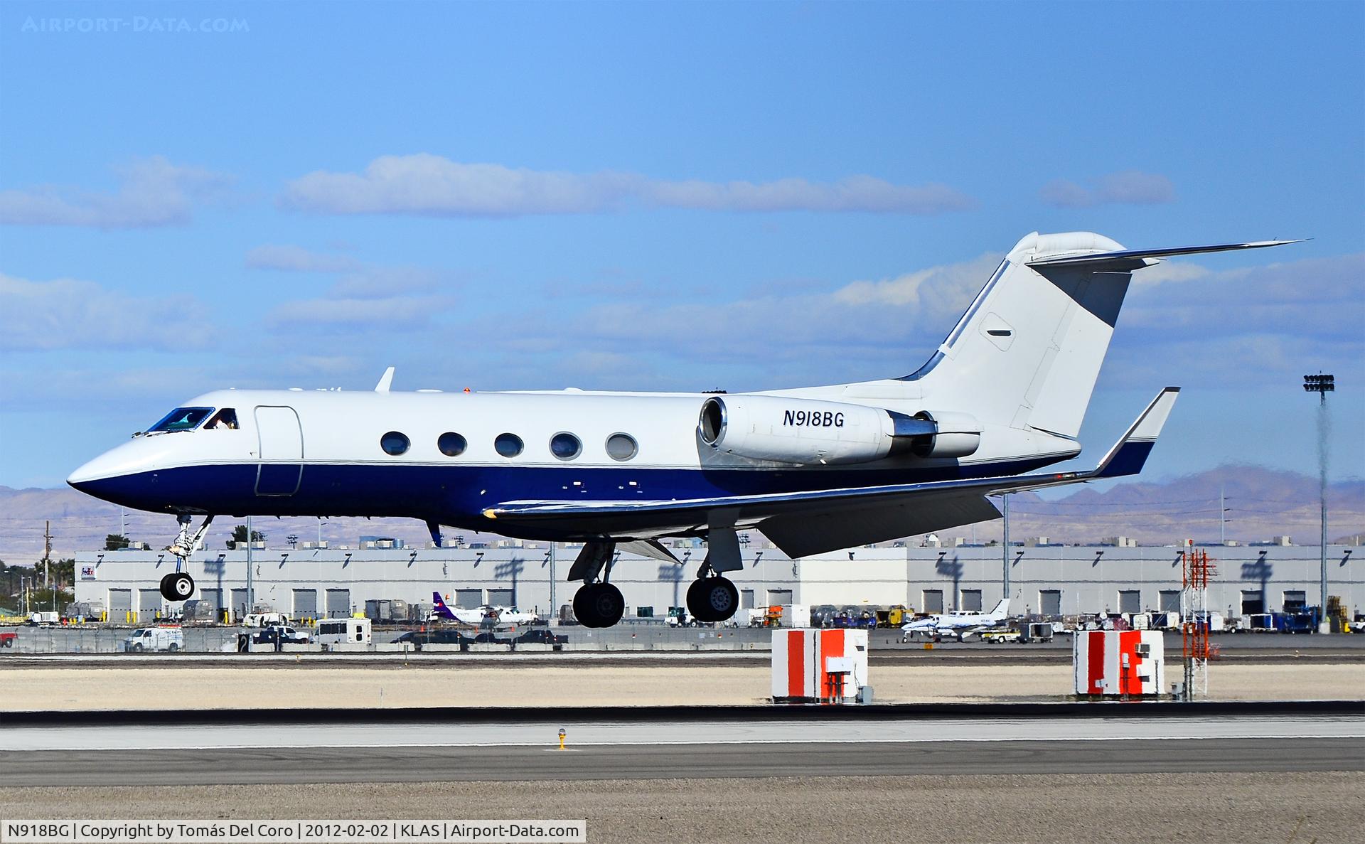 N918BG, 1980 Gulfstream American G-1159A Gulfstream III Gulfstream III C/N 300, N918BG 1980 Gulfstream American G-1159A C/N 300

- Las Vegas - McCarran International (LAS / KLAS)
USA - Nevada, February 02, 2012
Photo: Tomás Del Coro