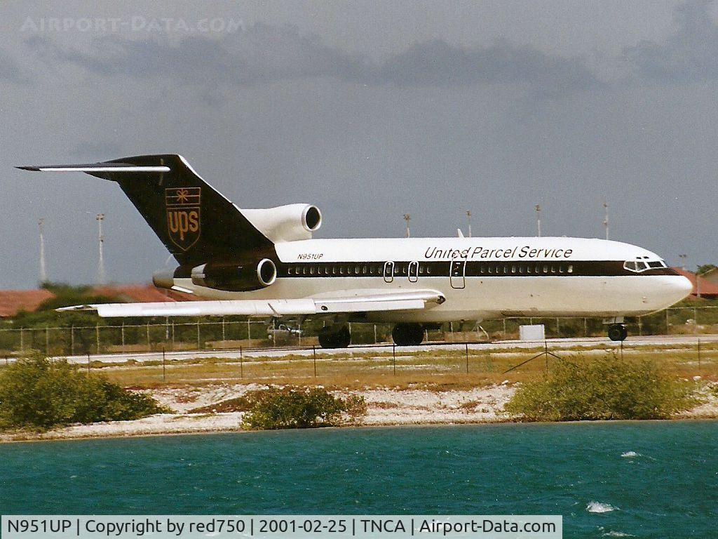 N951UP, 1967 Boeing 727-25C C/N 19850, Photograph by Edwin van Opstal with permission. Scanned from a color print.
