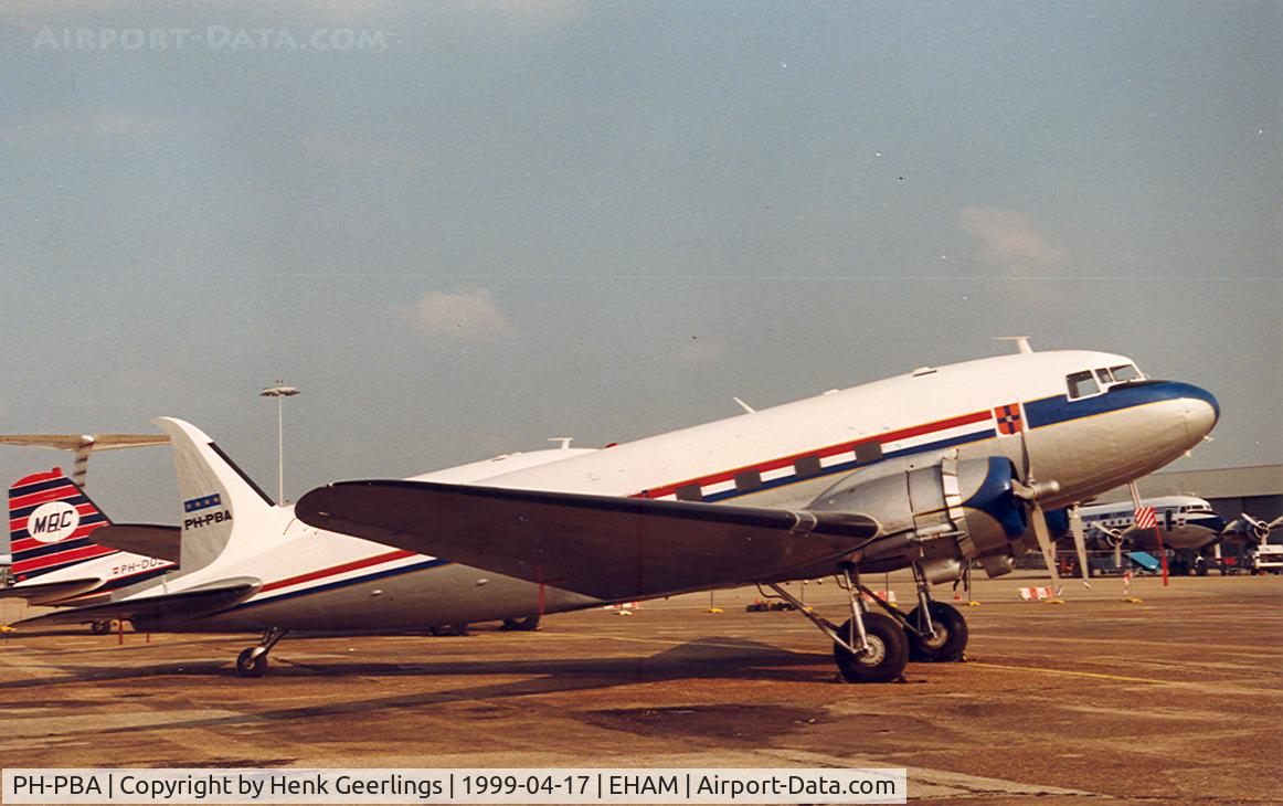 PH-PBA, 1943 Douglas DC-3C-S1C3G (C-47A-75-DL) C/N 19434, DDA Openday at Schiphol -East