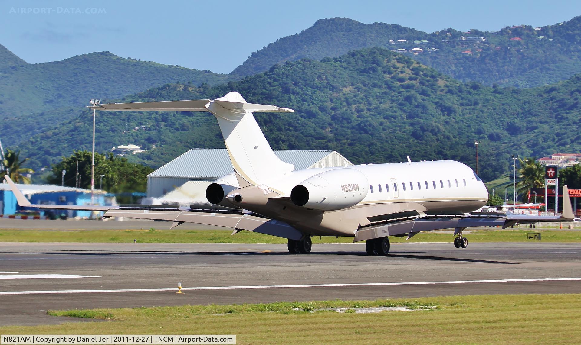 N821AM, 2005 Bombardier BD-700-1A10 Global Express C/N 9183, N821AM