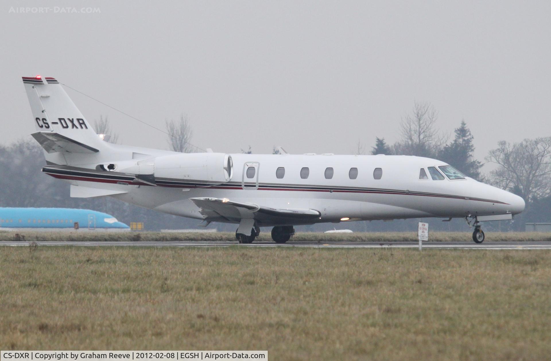 CS-DXR, 2007 Cessna 560 Citation Excel C/N 560-5748, About to take off.