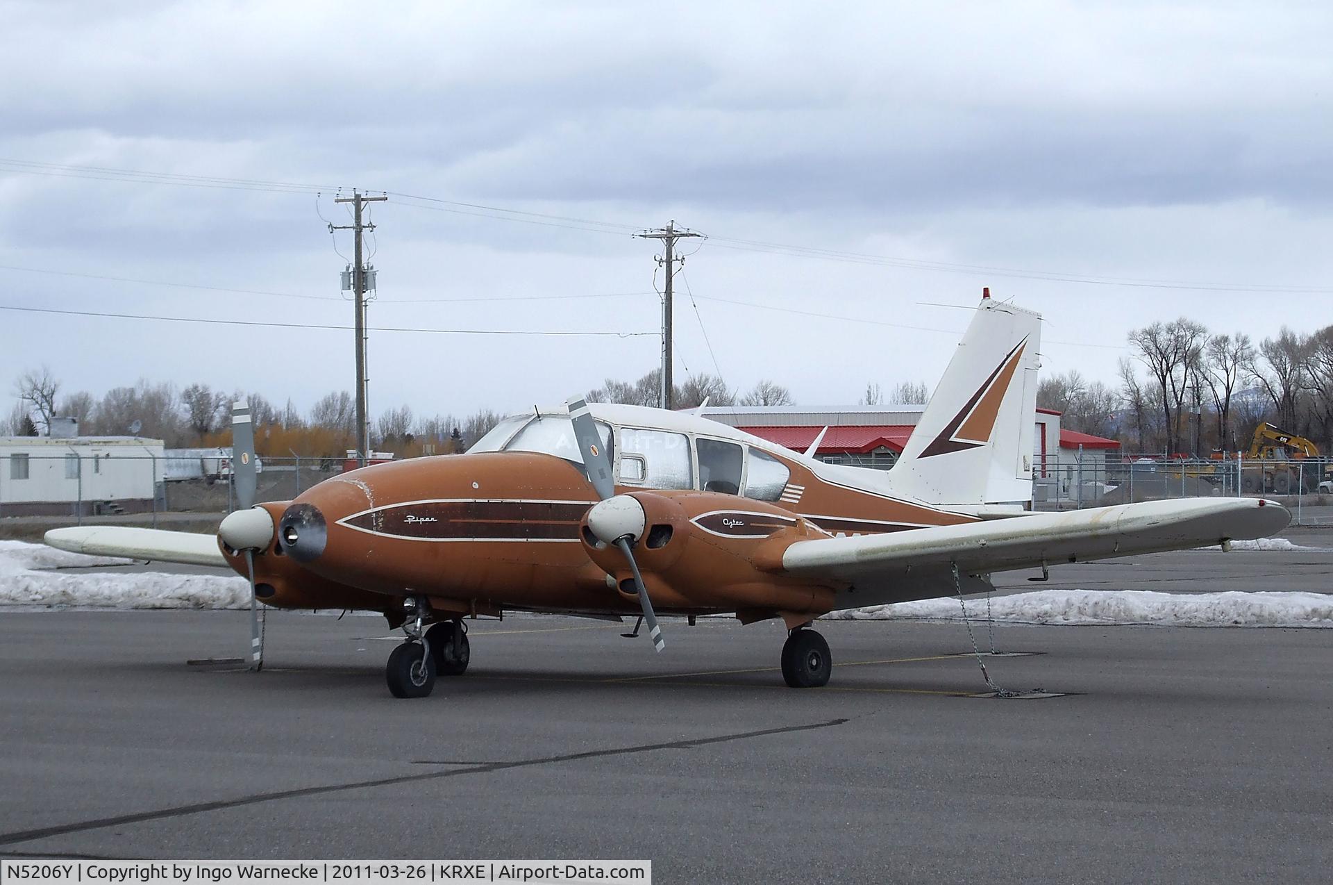 N5206Y, 1962 Piper PA-23-250 C/N 27-2254, Piper PA-23-250 Aztec at Rexburg-Madison County airport, Rexburg ID