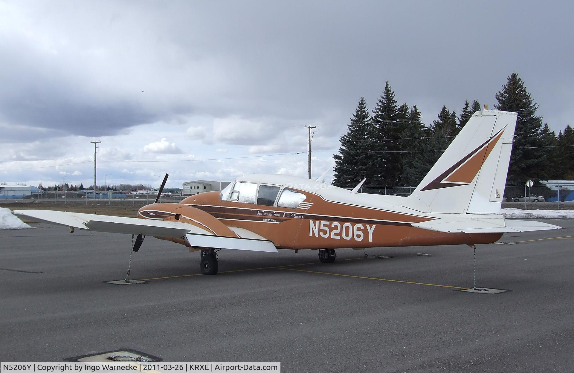 N5206Y, 1962 Piper PA-23-250 C/N 27-2254, Piper PA-23-250 Aztec at Rexburg-Madison County airport, Rexburg ID