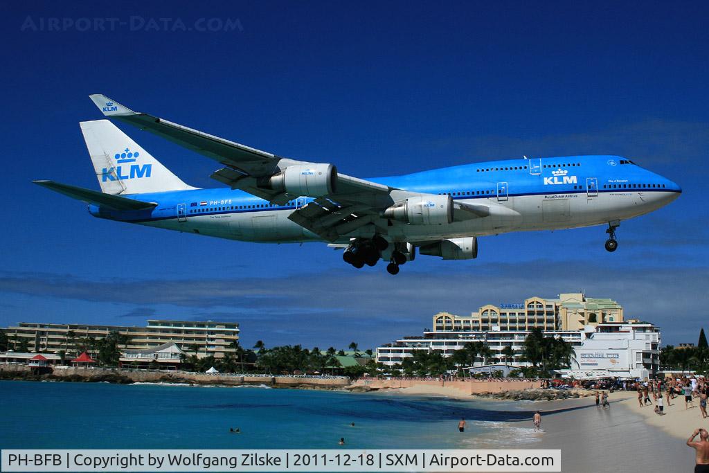PH-BFB, 1989 Boeing 747-406 C/N 24000, visitor