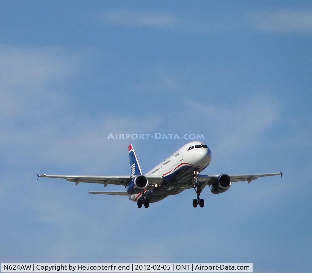 N624AW, 1989 Airbus A320-231 C/N 55, US Airways flt 647 arriving from Phoenix, Az, on final to runway 8L.