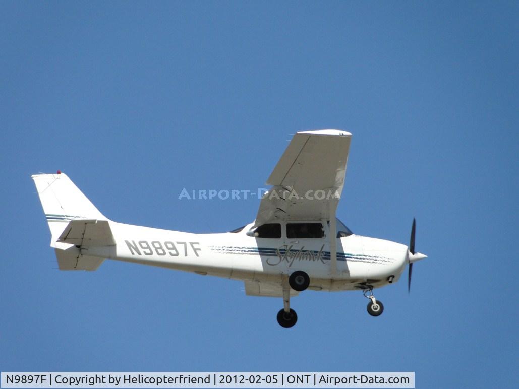N9897F, Cessna 172R C/N 17280180, On final and received permission to land on runway 8R