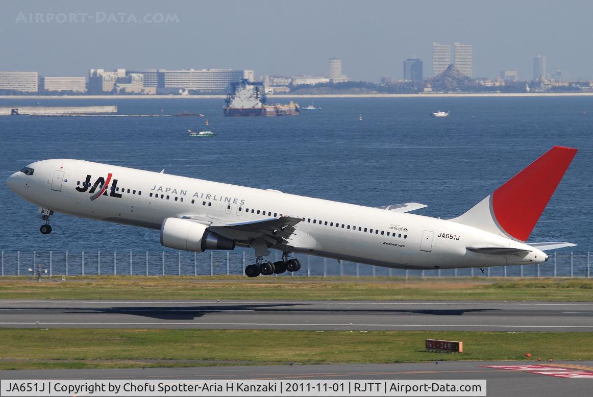 JA651J, 2010 Boeing 767-346/ER C/N 40363, NikonD200+TAMRON AF 200-500mm F/5-6.3 LD IF