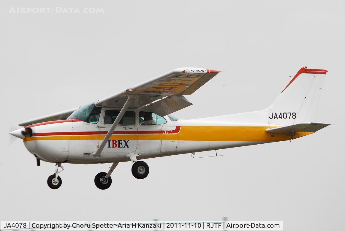 JA4078, 1989 Cessna 172P C/N 17275633, NikonD200+TAMRON AF 200-500mm F/5-6.3 LD IF