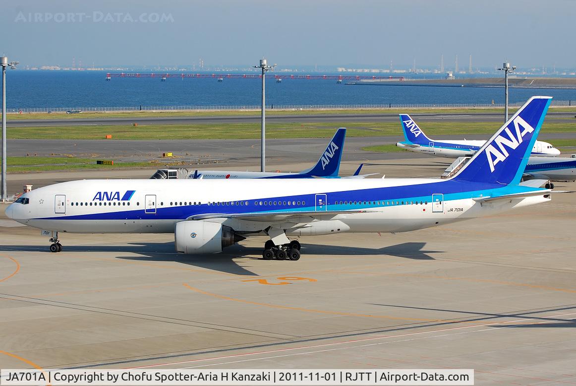 JA701A, 1997 Boeing 777-281 C/N 27938, NikonD40+TAMRON SP AF 70-200mm F/2.8 Di LD [IF]