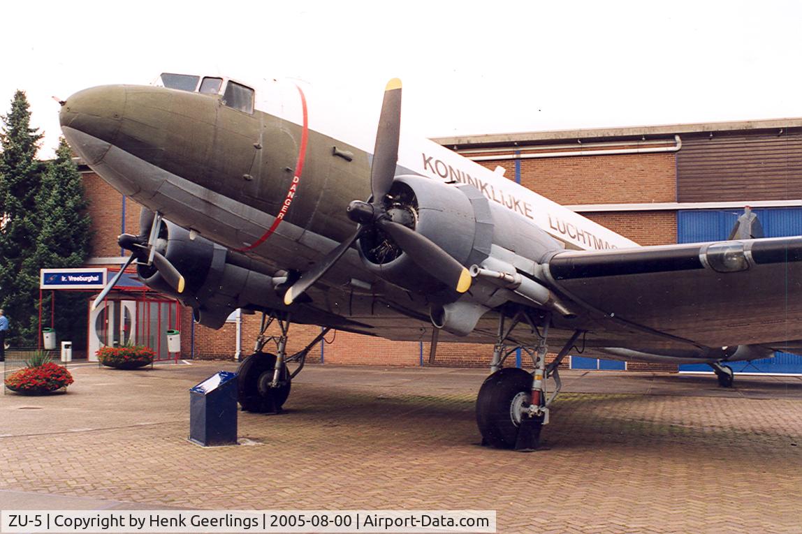 ZU-5, 1943 Douglas C-47A Skytrain C/N 20118, MLM - Military Aviation Museum at Soesterberg