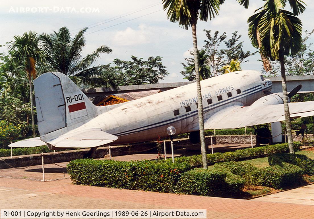 RI-001, 1945 Douglas C-47B Skytrain C/N 15458/26903, Indonesian Airways