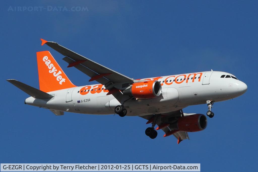 G-EZGR, 2011 Airbus A319-111 C/N 4837, Easyjets 2011 Airbus A319-111, c/n: 4837 obn approach to Tenerife South