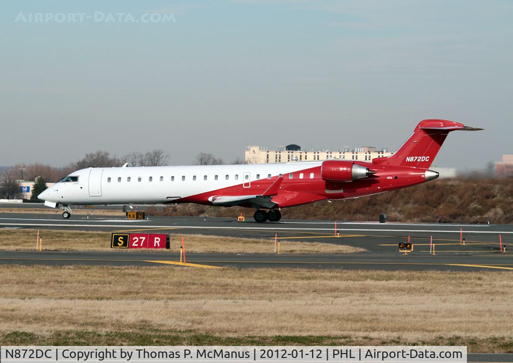 N872DC, 2011 Bombardier CRJ-700 (CL-600-2C10) Regional Jet C/N 10322, Holding on 27R for departure from PHL
