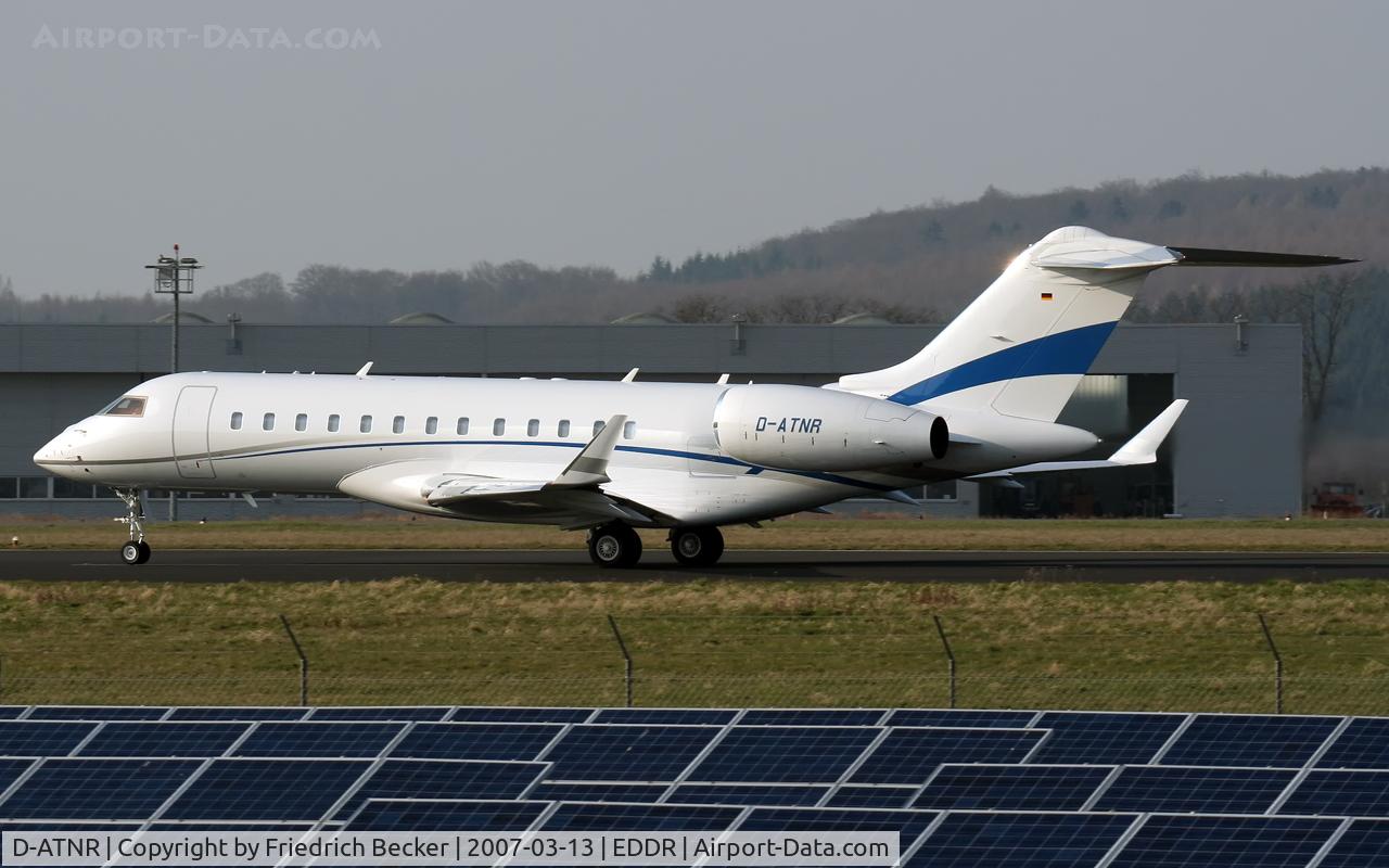 D-ATNR, 2004 Bombardier BD-700-1A10 Global Express XRS C/N 9159, departure via RW27