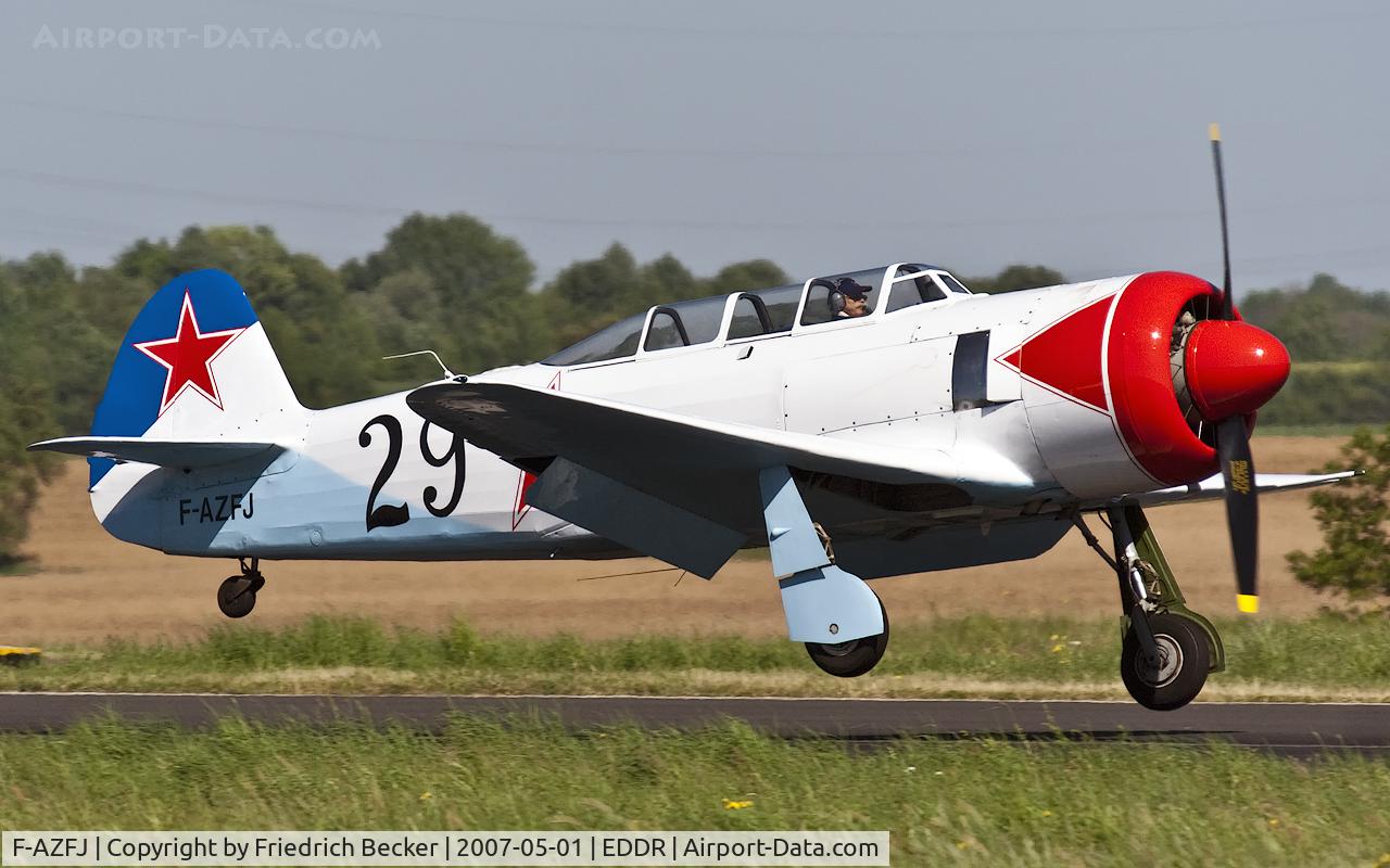 F-AZFJ, Yakovlev Yak-11 C/N 25 III/02, about to touchdown RW09