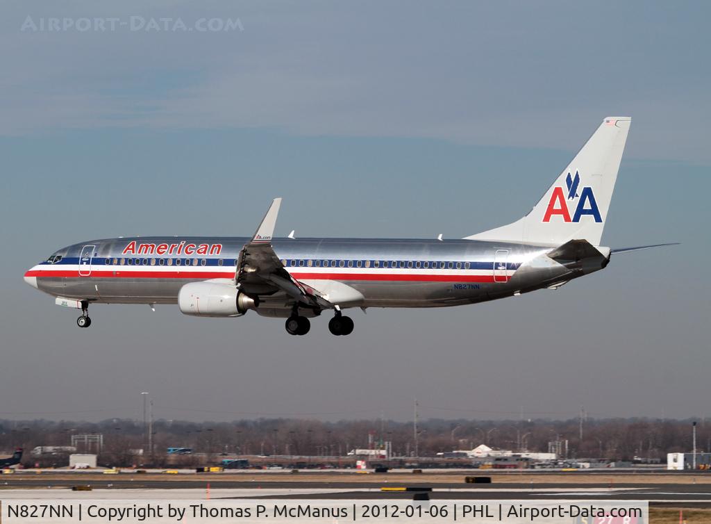 N827NN, 2010 Boeing 737-823 C/N 33209, Touching down on 27R at PHL