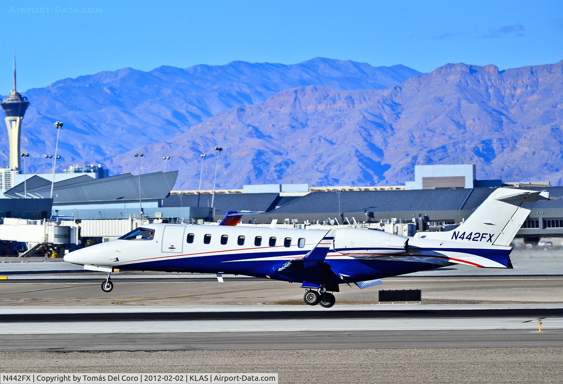 N442FX, 2008 Learjet Inc 45 C/N 364, N442FX 2008 Learjet 45 C/N 364

- Las Vegas - McCarran International (LAS / KLAS)
USA - Nevada, February 02, 2012
Photo: Tomás Del Coro