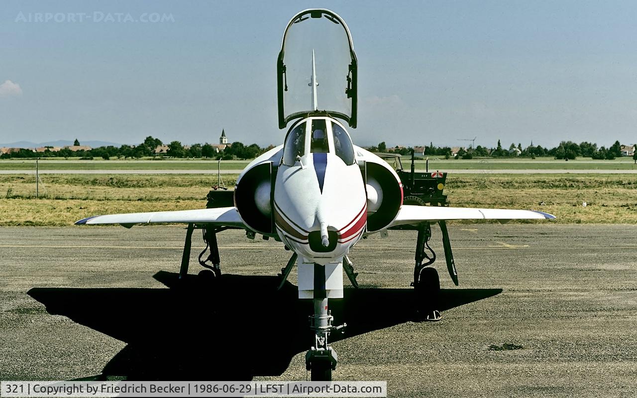 321, Dassault Mirage IIIR C/N 321, static display