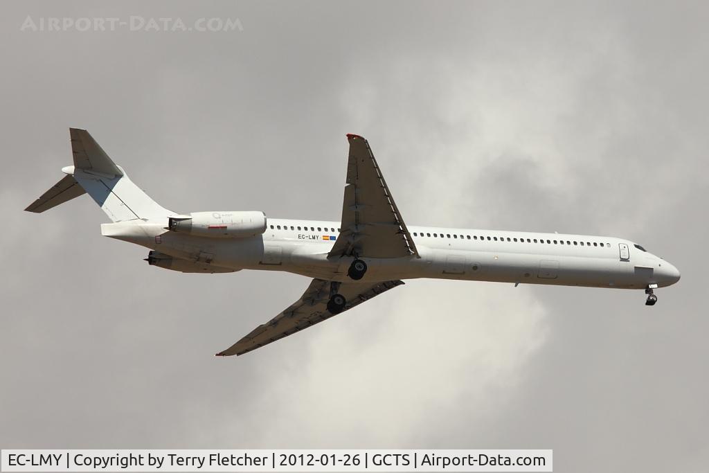 EC-LMY, 1988 McDonnell Douglas MD-83 (DC-9-83) C/N 49620, Operating a flight with Privelidge flight number at Tenerife South
