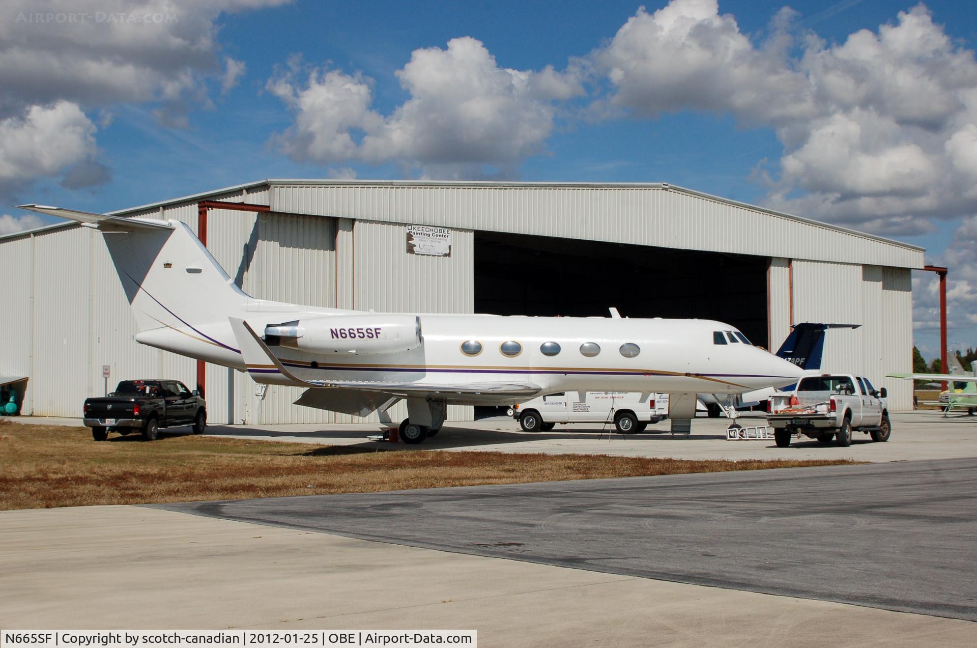 N665SF, 1970 Grumman G-1159 Gulfstream II C/N 94, 1970 Grumman G-1159 N665SF at Okeechobee County Airport, Okeechobee, FL