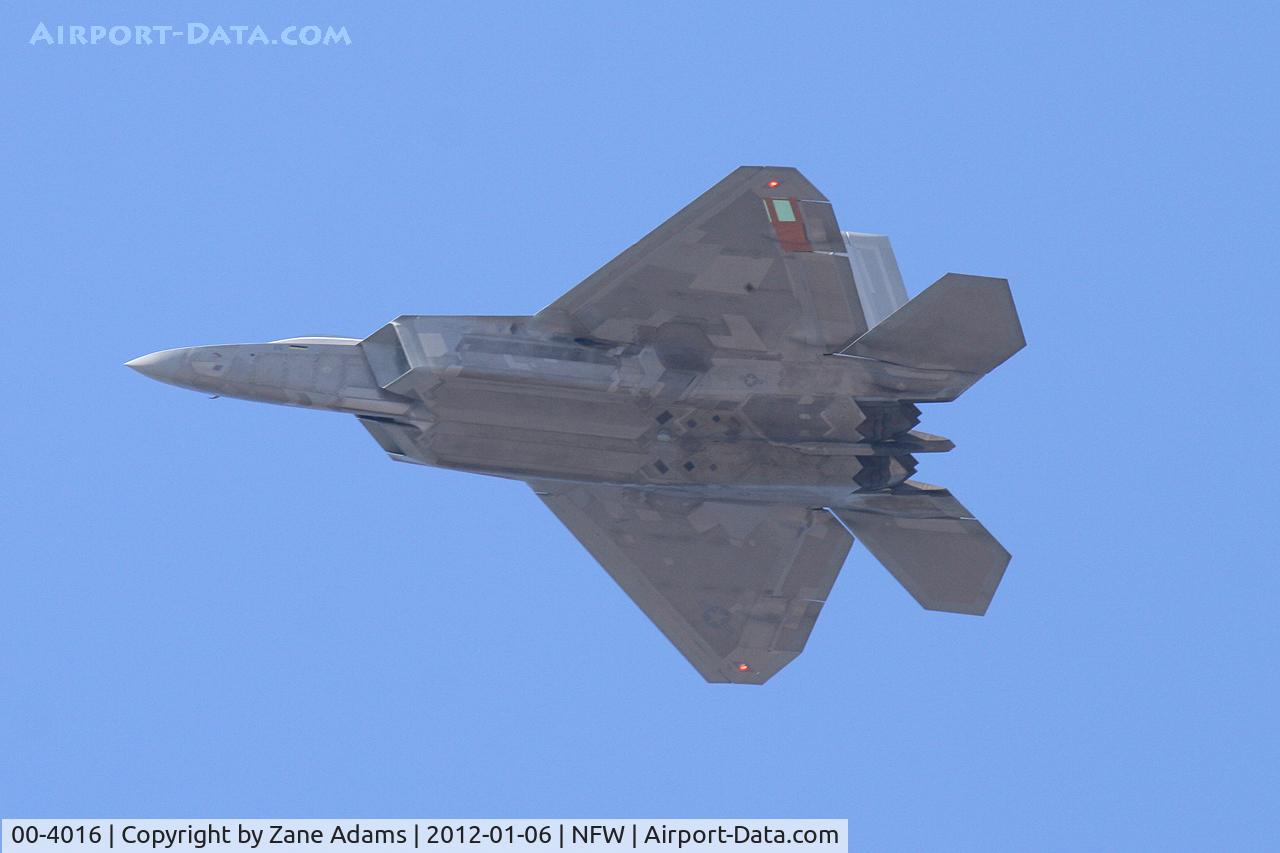 00-4016, 2000 Lockheed Martin F/A-22A Raptor C/N 4016, F-22A at NAS Fort Worth