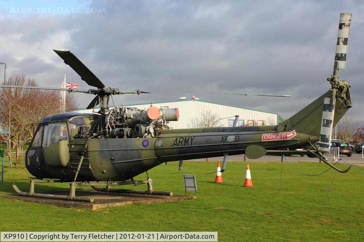 XP910, Westland Scout AH.1 C/N F9511, Westland Scout AH.1, c/n: F9511 outside Army Flying Museum at Middle Wallop