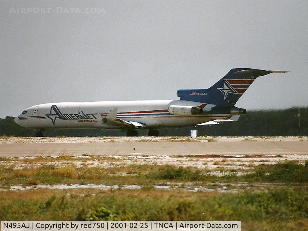 N495AJ, 1975 Boeing 727-233F C/N 20937, Photograph by Edwin van Opstal with permission. Scanned from a color print.