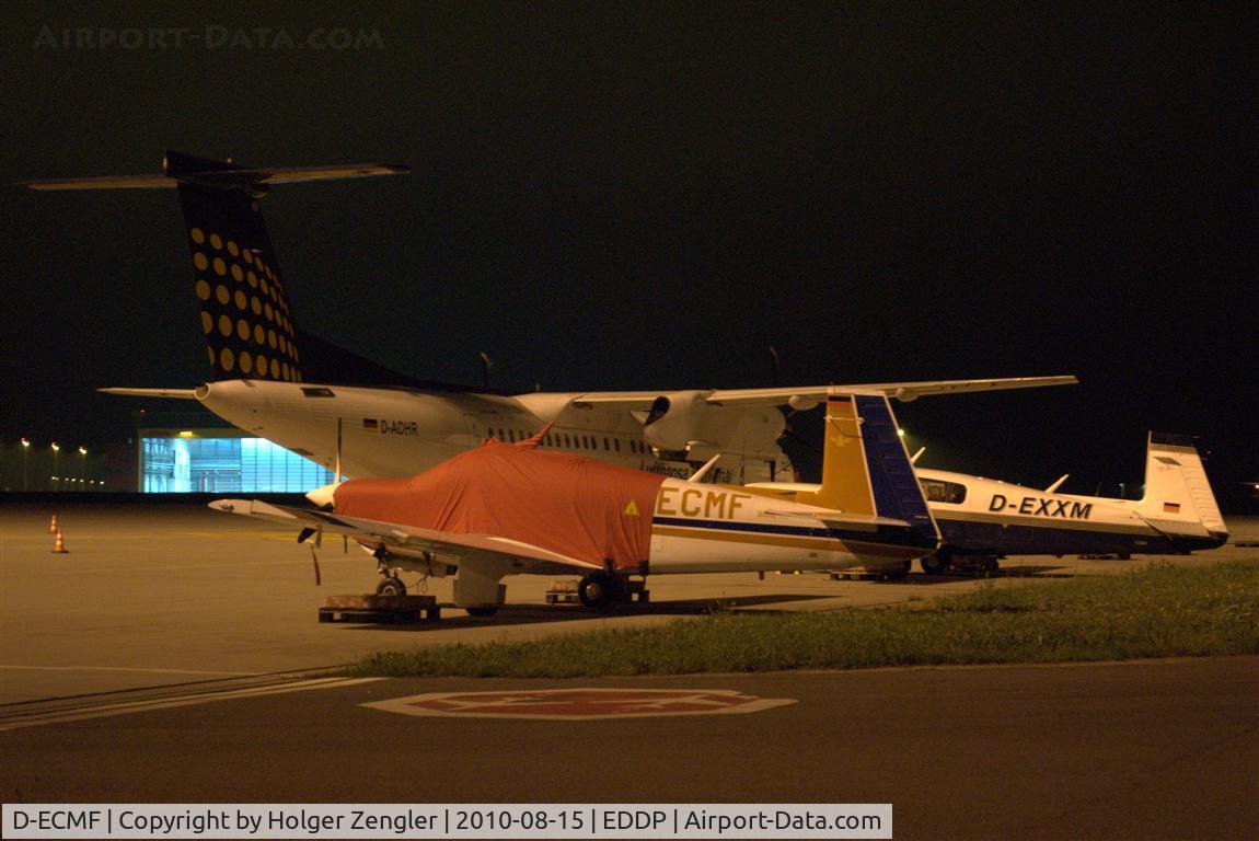 D-ECMF, Reims FR172K Hawk XP C/N 0773, Night shot with sleepyhead.....
