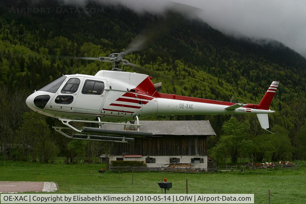 OE-XAC, 1989 Aérospatiale AS-350B-2 Ecureuil C/N 1988, at Waidring Heliport