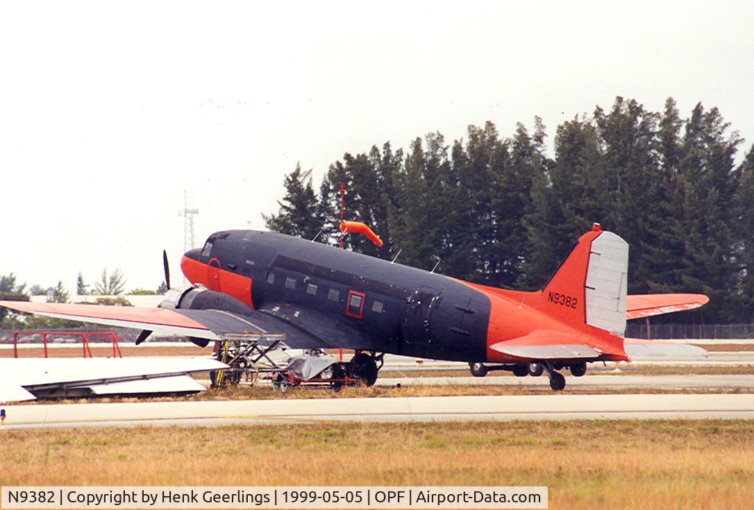 N9382, Douglas DC3C C/N 12331, Opa Locka