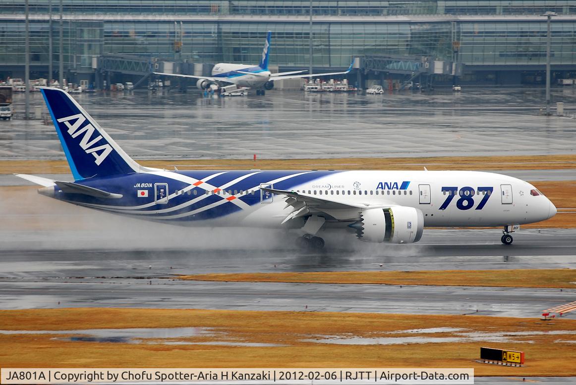 JA801A, 2011 Boeing 787-8 Dreamliner C/N 34488, NikonD40+TAMRON SP AF 70-200mm F/2.8 Di LD [IF]
