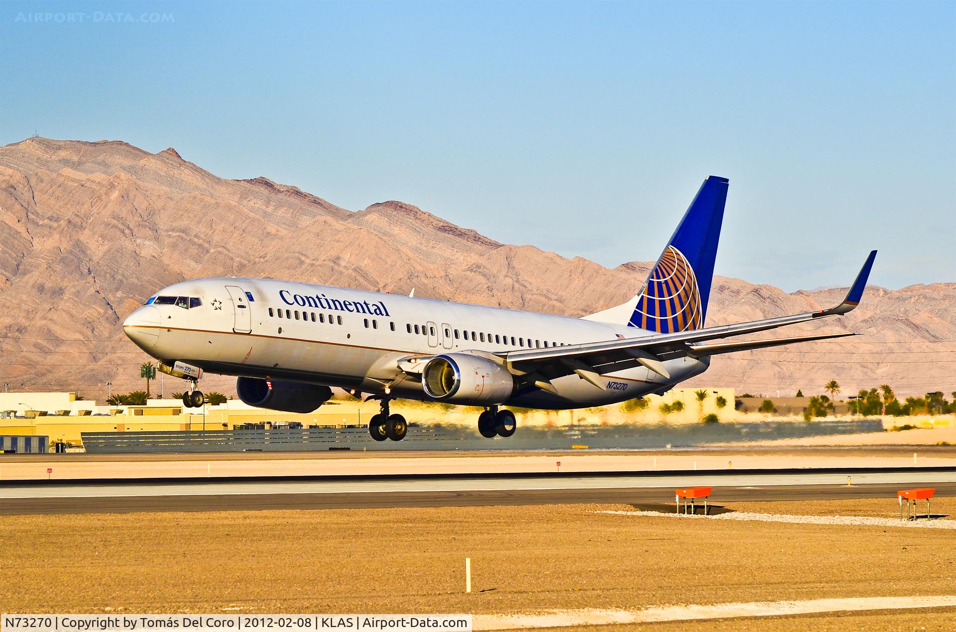 N73270, 2001 Boeing 737-824 C/N 31632, N73270 United Airlines (ex Continental Airlines) 2001 Boeing 737-824 (cn 31632/970)

- Las Vegas - McCarran International (LAS / KLAS)
USA - Nevada, February 8, 2012
Photo: Tomás Del Coro