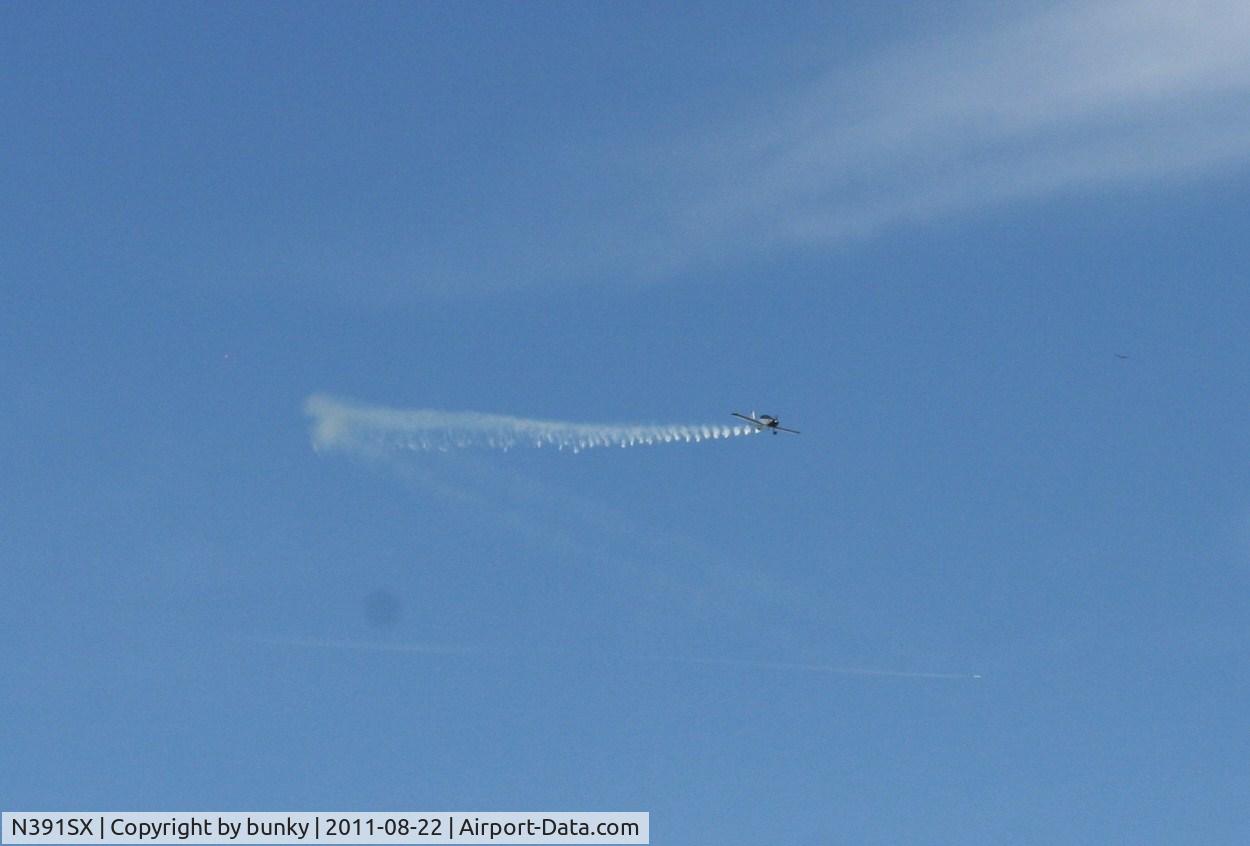 N391SX, 2011 Sonex Sonex C/N 1391, smoke