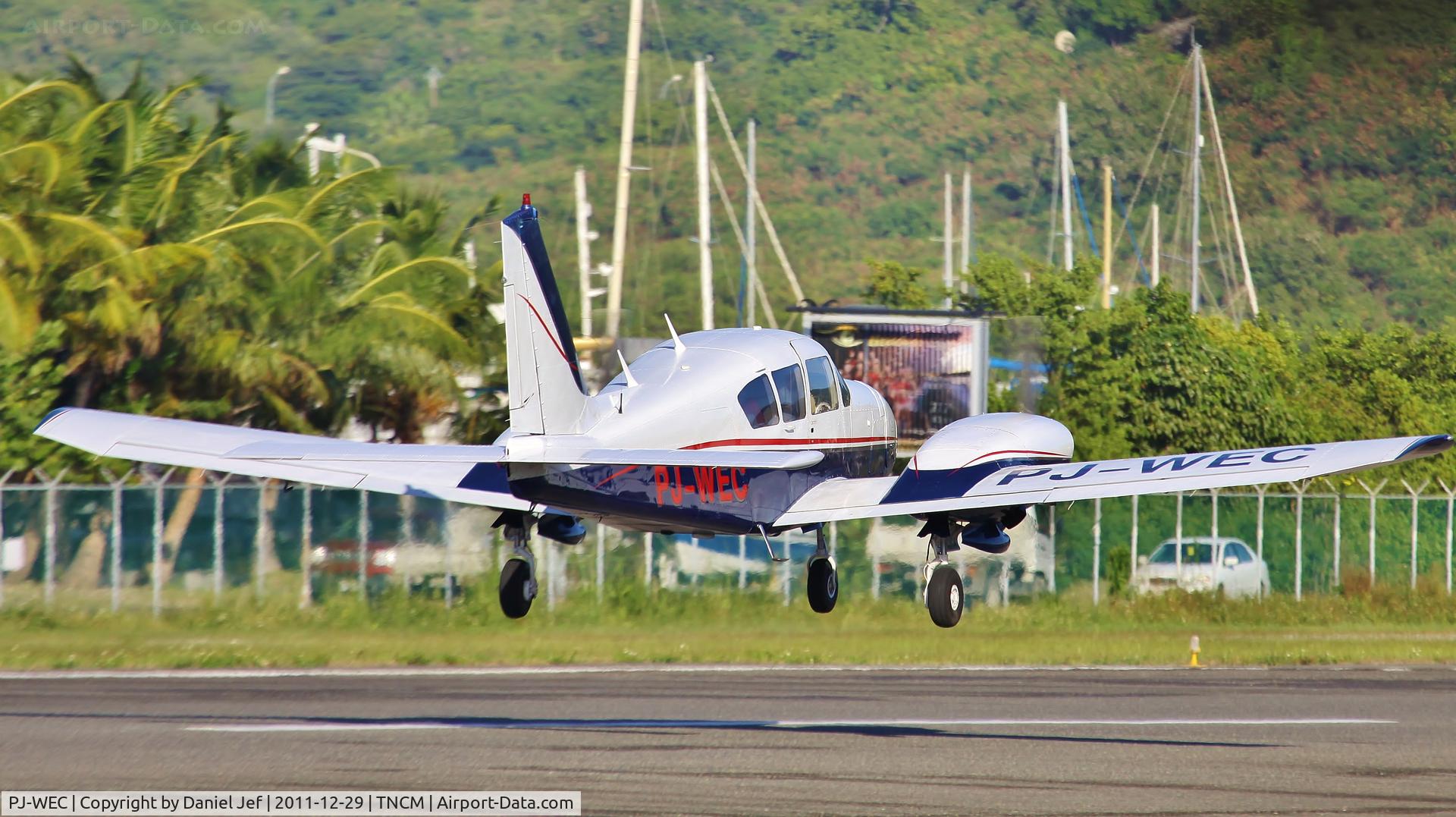 PJ-WEC, 1977 Piper PA-23-250 C/N 27-7854007, PJ-WEC