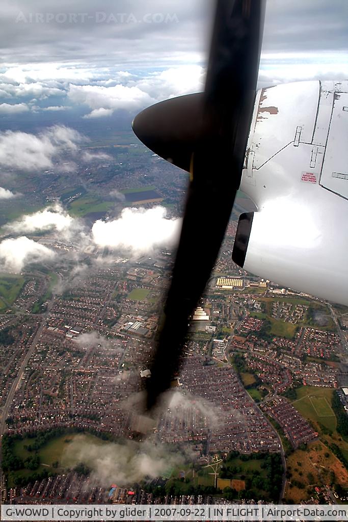 G-WOWD, 1991 De Havilland Canada DHC-8-311 Dash 8 C/N 286, Climbing out of Leeds/Bradford en-route Bristol 