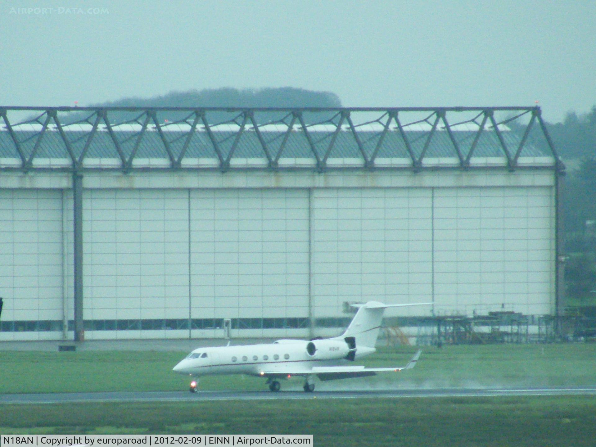 N18AN, 1993 Gulfstream Aerospace G-IV C/N 1228, N18AN ARR EINN 09-02-2012