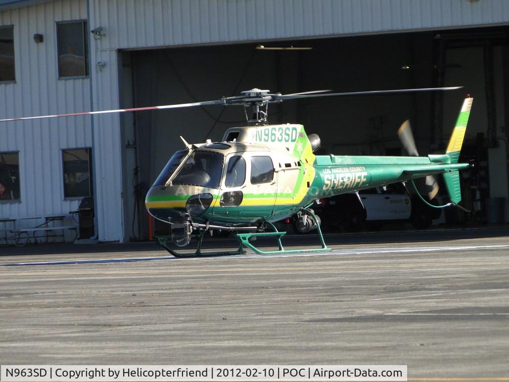 N963SD, 2002 Eurocopter AS-350B-2 Ecureuil Ecureuil C/N 3579, Starting up