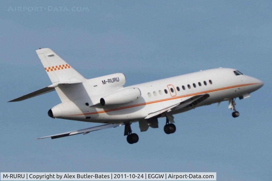 M-RURU, 1995 Dassault Falcon 900B C/N 140, 